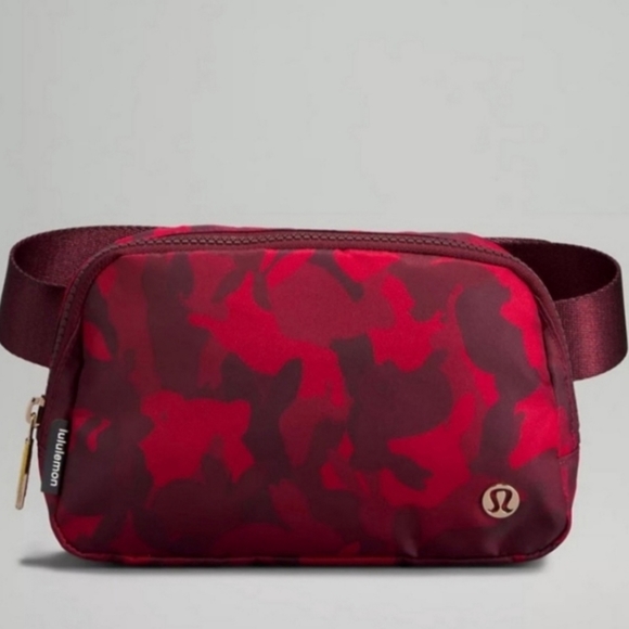 lululemon athletica Handbags - NWT LULULEMON Everywhere Belt Bag NEW YEAR RABBIT Red and black